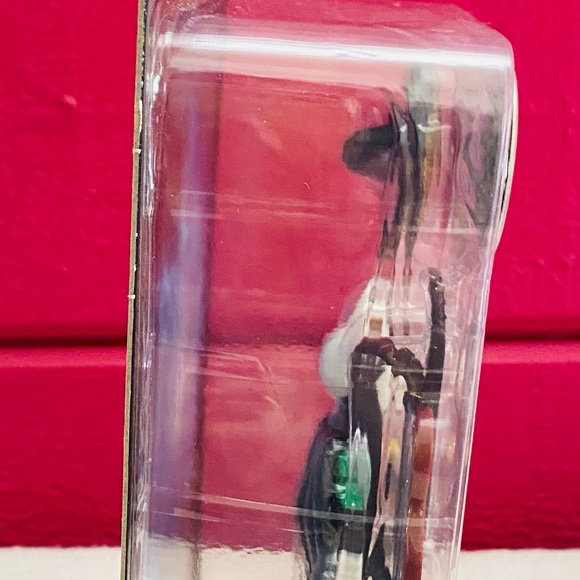 Roblox Lucky Gatito Action Figure With Exclusive virtual item Suerte Kitty New - Picture 2 of 6